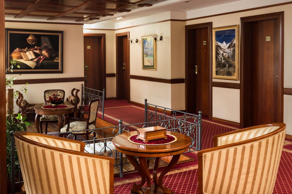 Hotel Zlatnik Belgrad Zewnętrze zdjęcie