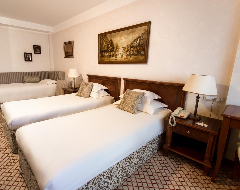 Hotel Zlatnik Belgrad Zewnętrze zdjęcie