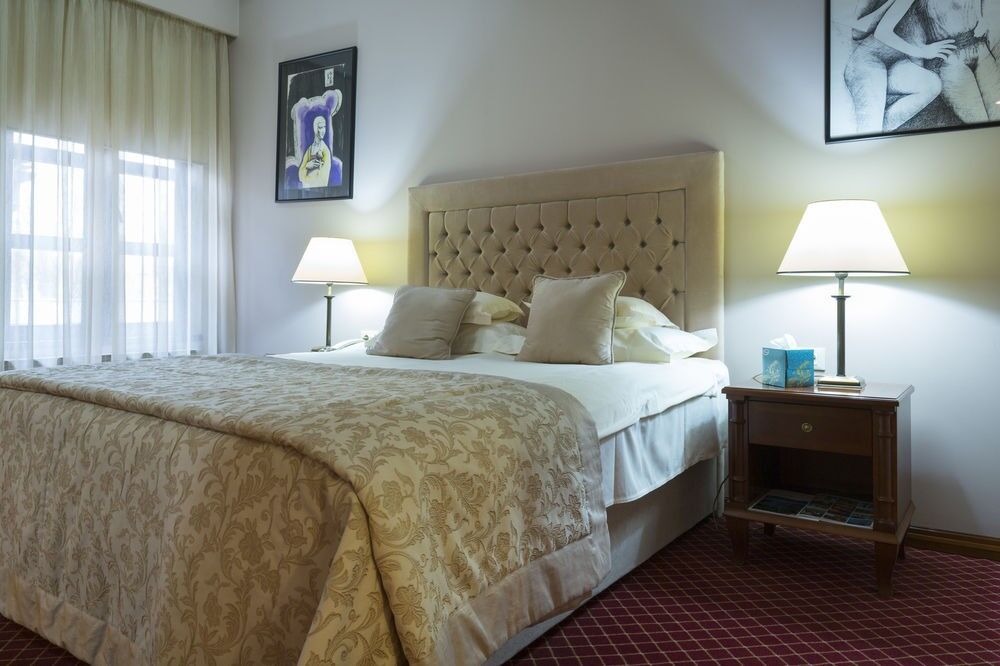 Hotel Zlatnik Belgrad Zewnętrze zdjęcie