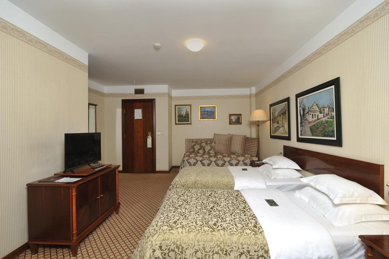 Hotel Zlatnik Belgrad Zewnętrze zdjęcie